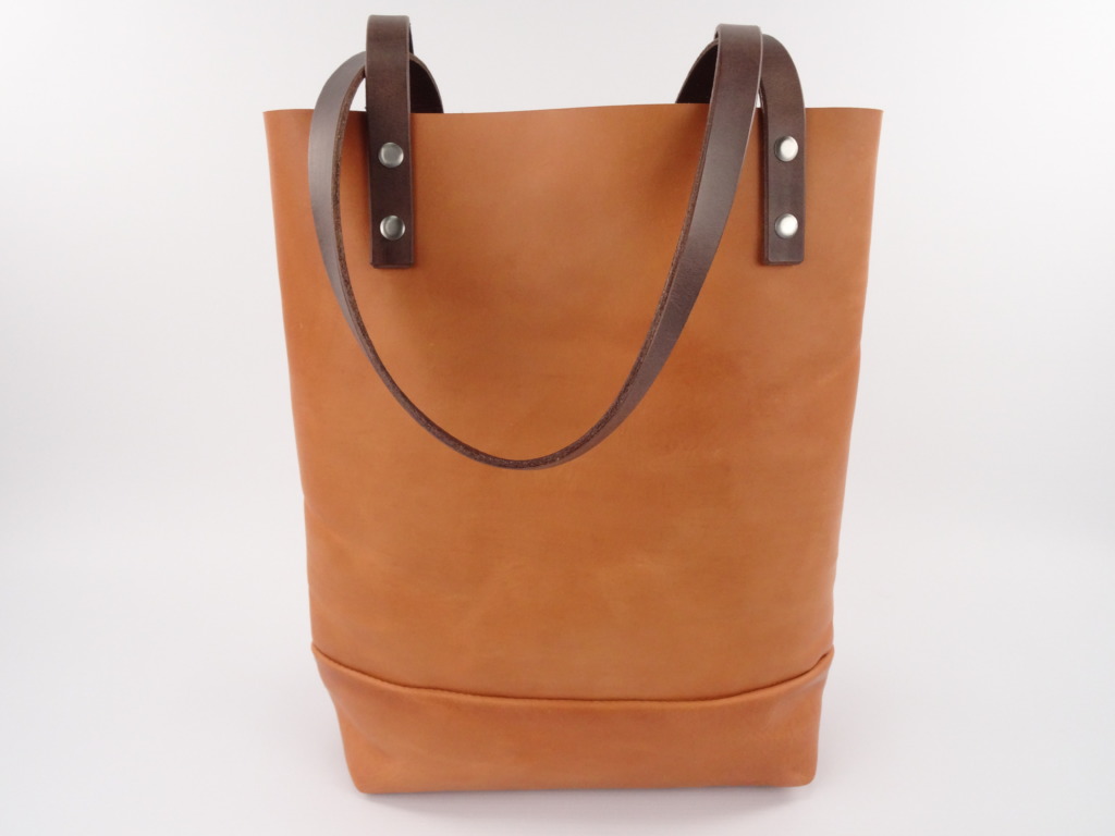 Stralend Demon Play spiritueel Tote - Barcelona - Leather in a Box
